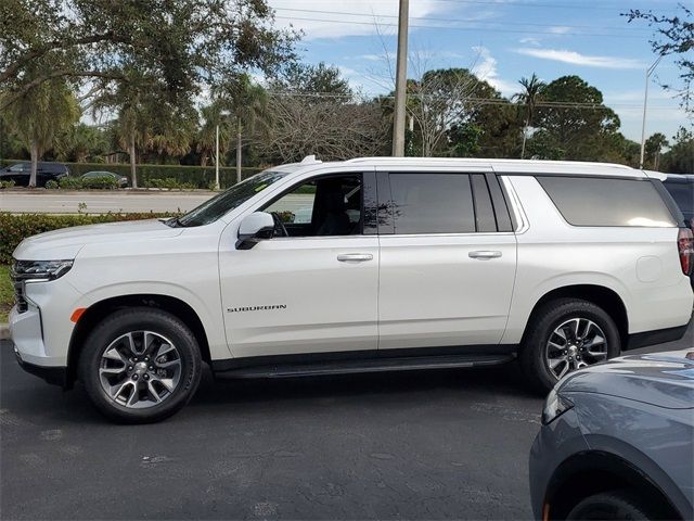 2021 Chevrolet Suburban LT