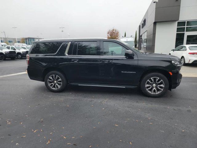 2021 Chevrolet Suburban LT