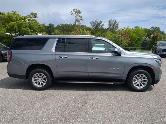 2021 Chevrolet Suburban LT