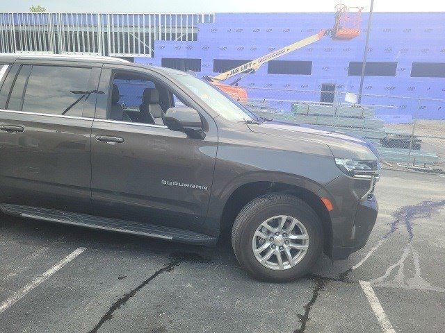 2021 Chevrolet Suburban LT