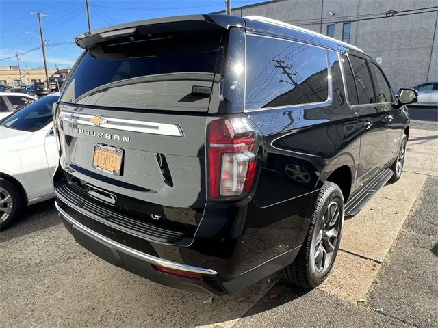 2021 Chevrolet Suburban LT