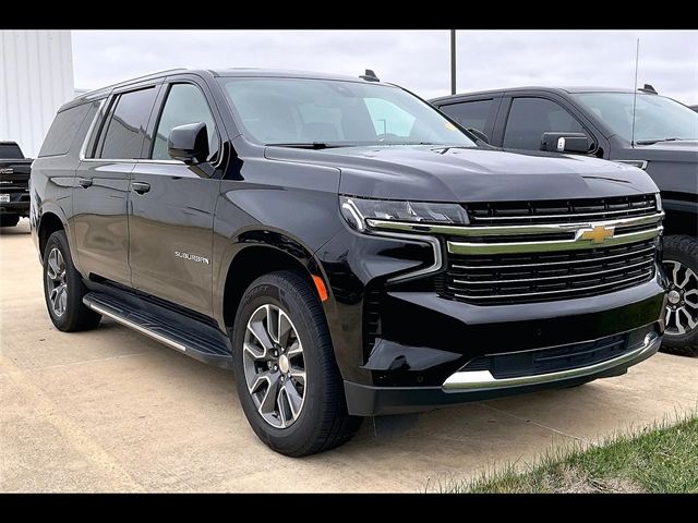 2021 Chevrolet Suburban LT