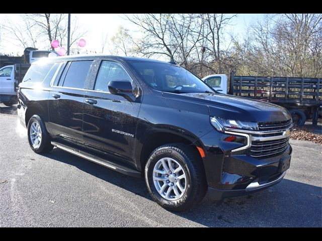 2021 Chevrolet Suburban LT