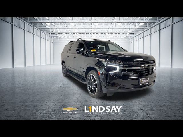 2021 Chevrolet Suburban RST