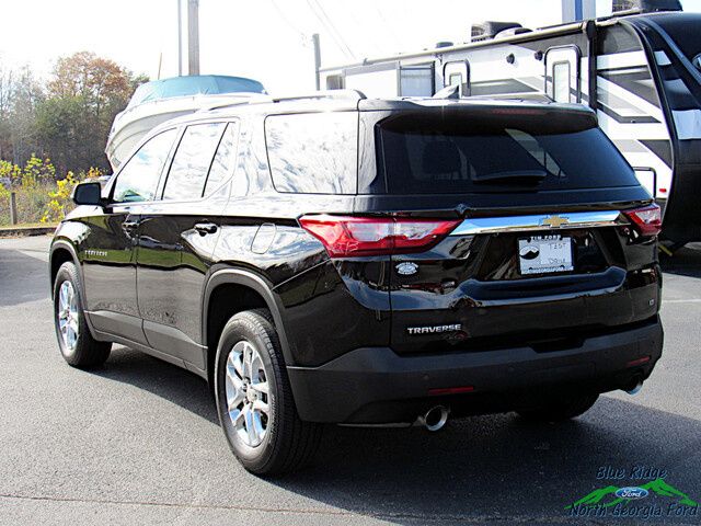 2021 Chevrolet Traverse LT Cloth