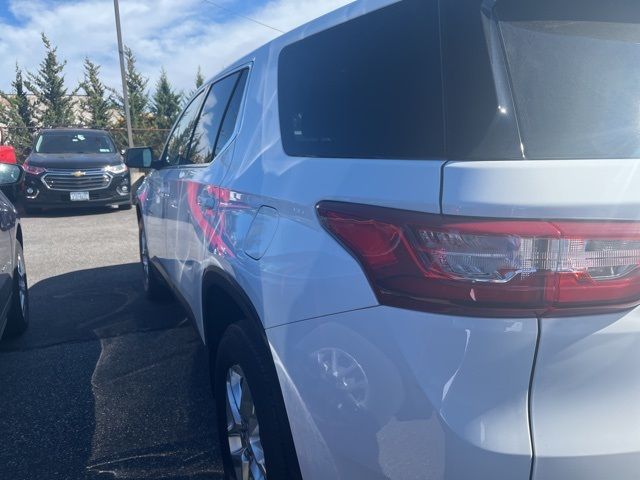 2021 Chevrolet Traverse LS