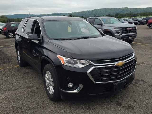 2021 Chevrolet Traverse LT Cloth