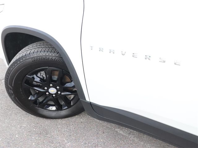 2021 Chevrolet Traverse LT Cloth