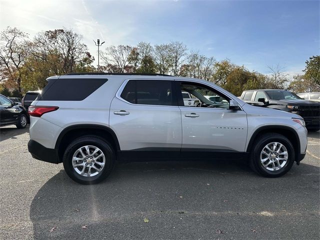 2021 Chevrolet Traverse LT Cloth