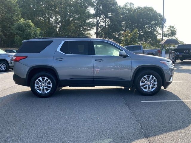 2021 Chevrolet Traverse LT Cloth