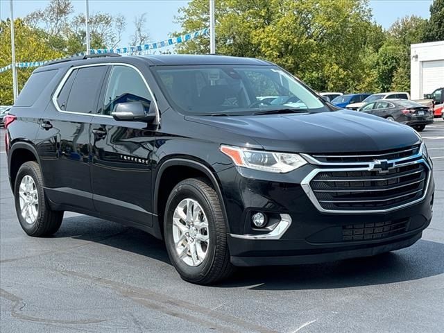 2021 Chevrolet Traverse LT Cloth