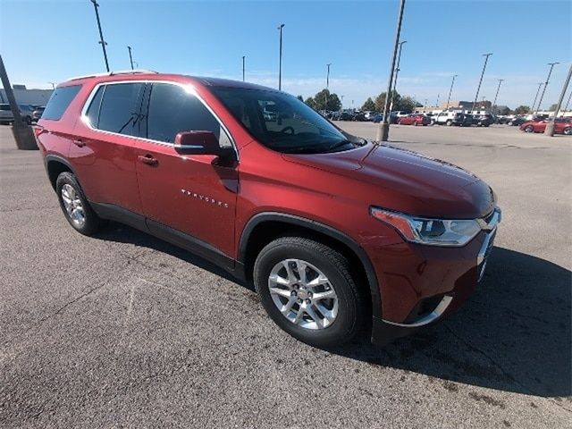 2021 Chevrolet Traverse LT Cloth