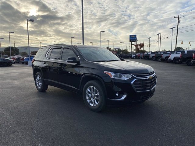 2021 Chevrolet Traverse LT Cloth