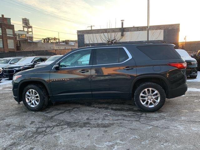 2021 Chevrolet Traverse LT Cloth