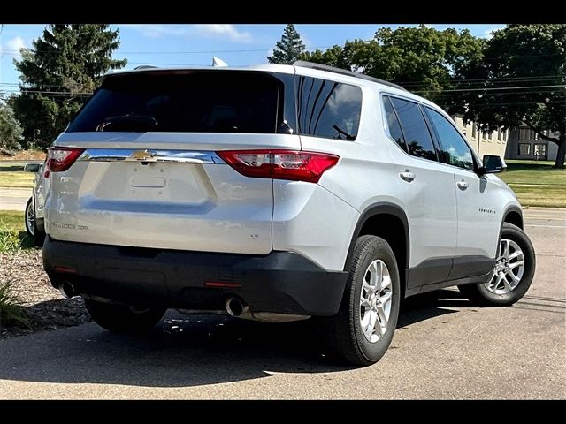 2021 Chevrolet Traverse LT Cloth