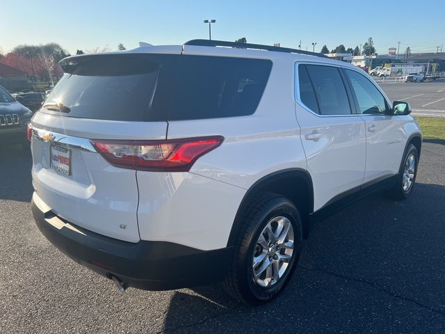 2021 Chevrolet Traverse LT Cloth