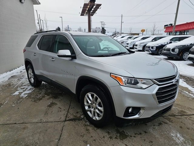 2021 Chevrolet Traverse LT Cloth