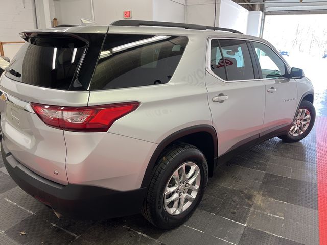 2021 Chevrolet Traverse LT Cloth