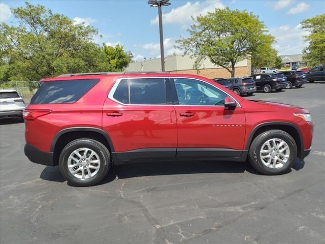 2021 Chevrolet Traverse LT Cloth