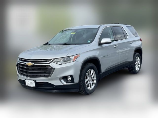 2021 Chevrolet Traverse LT Cloth