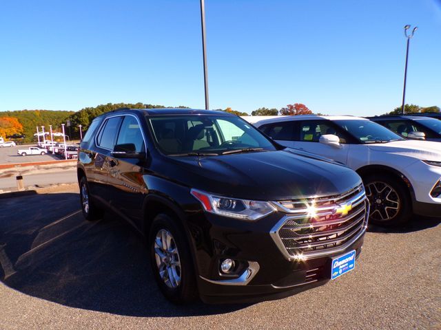 2021 Chevrolet Traverse LT Cloth