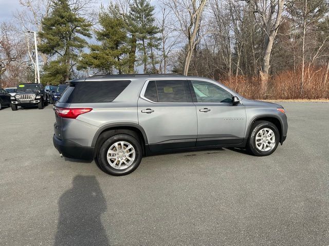 2021 Chevrolet Traverse LT Cloth