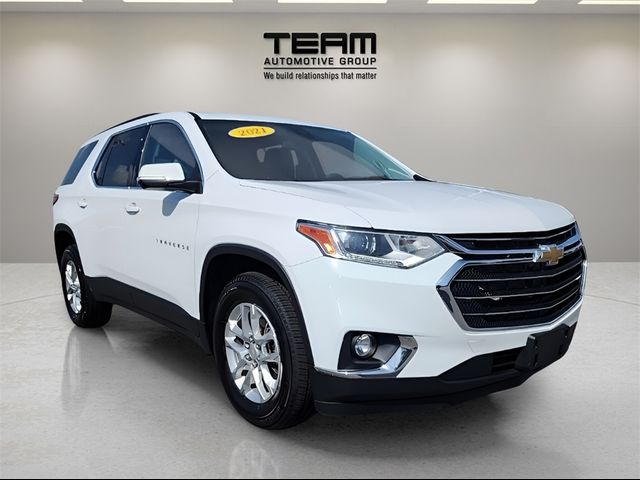 2021 Chevrolet Traverse LT Cloth