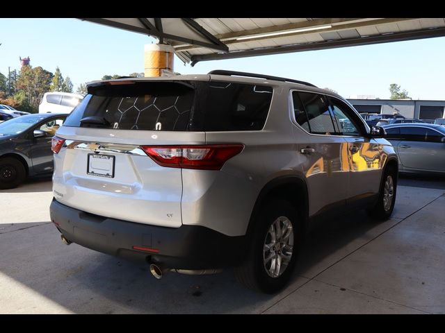 2021 Chevrolet Traverse LT Cloth