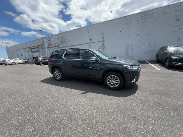 2021 Chevrolet Traverse LT Cloth