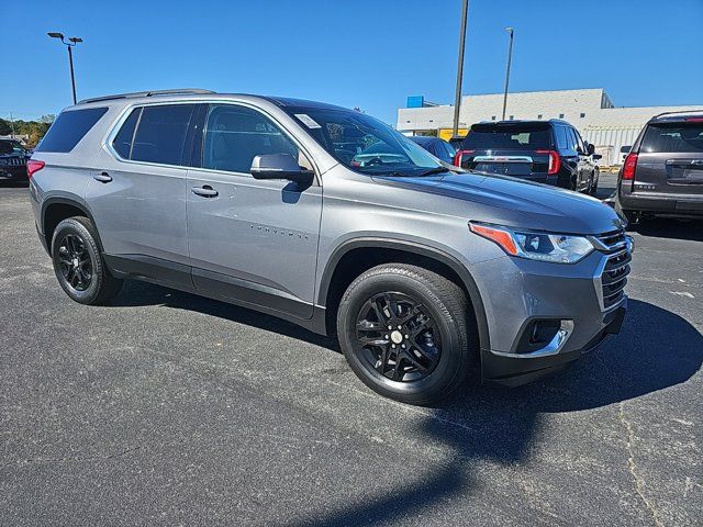 2021 Chevrolet Traverse LT Cloth