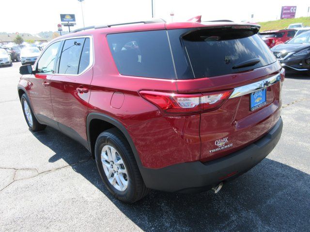 2021 Chevrolet Traverse LT Cloth