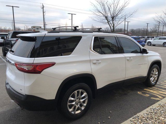 2021 Chevrolet Traverse LT Cloth