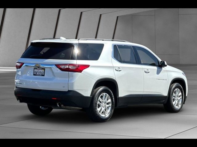 2021 Chevrolet Traverse LT Cloth