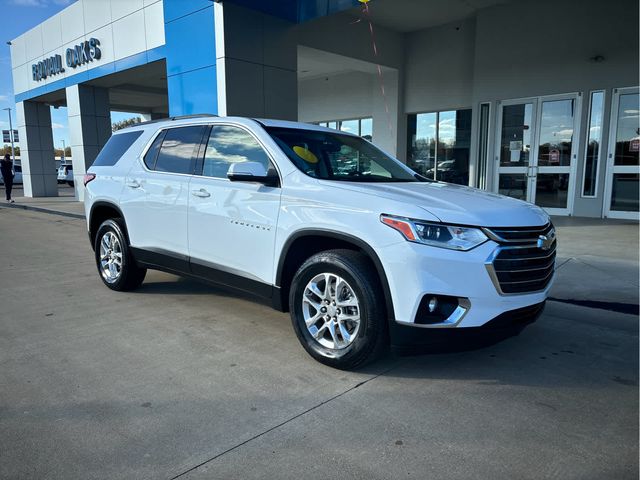 2021 Chevrolet Traverse LT Cloth