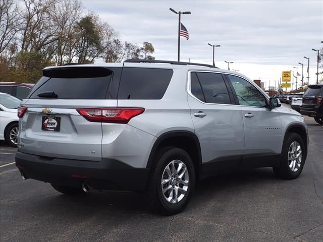 2021 Chevrolet Traverse LT Cloth