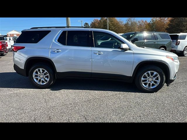 2021 Chevrolet Traverse LT Cloth