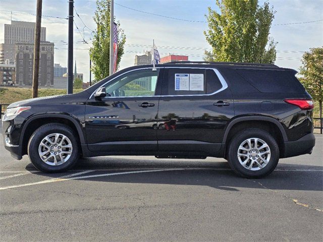 2021 Chevrolet Traverse LT Cloth