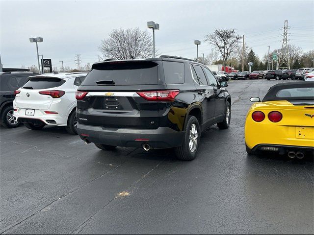 2021 Chevrolet Traverse LT Cloth