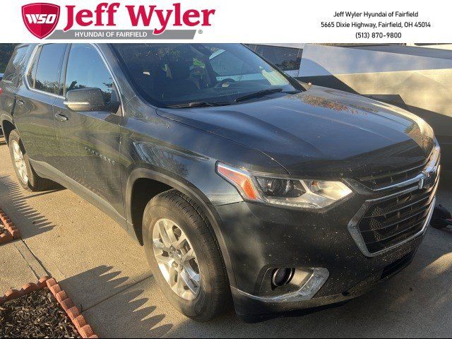 2021 Chevrolet Traverse LT Cloth