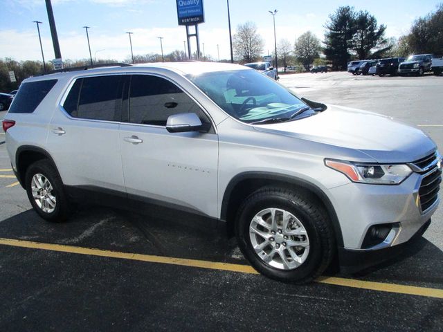 2021 Chevrolet Traverse LT Cloth