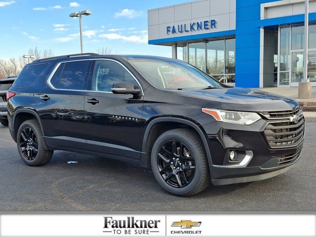 2021 Chevrolet Traverse LT Cloth