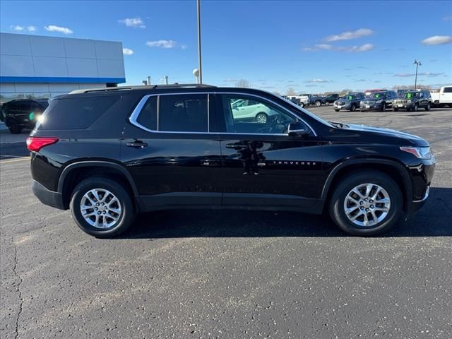 2021 Chevrolet Traverse LT Cloth