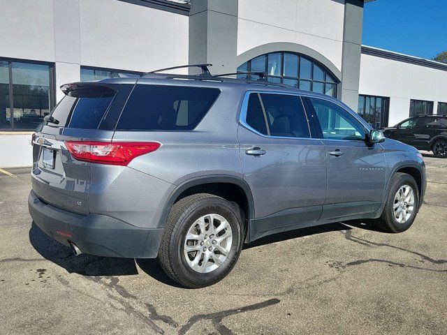 2021 Chevrolet Traverse LT Cloth