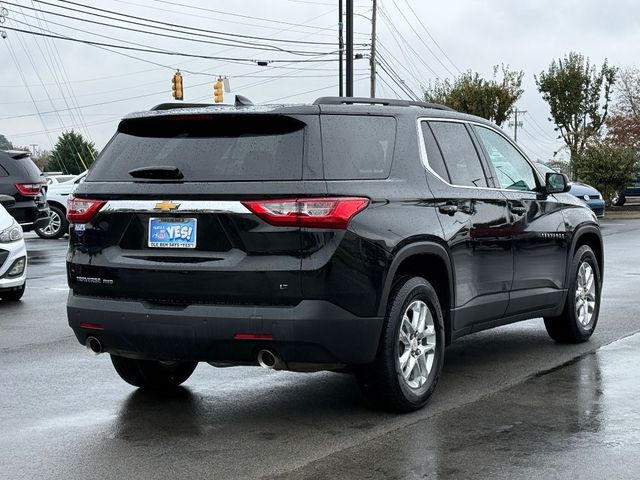 2021 Chevrolet Traverse LT Cloth