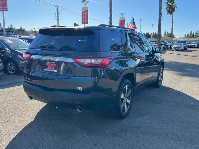 2021 Chevrolet Traverse LT Leather