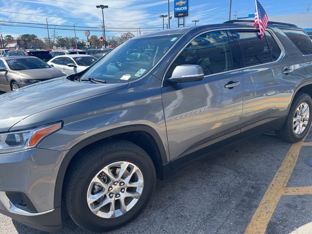 2021 Chevrolet Traverse LT Leather