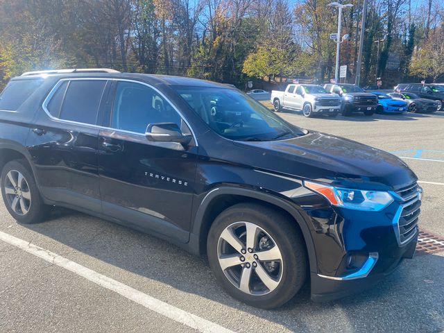 2021 Chevrolet Traverse LT Leather