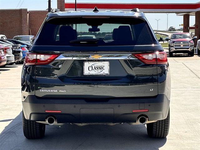 2021 Chevrolet Traverse LT Leather