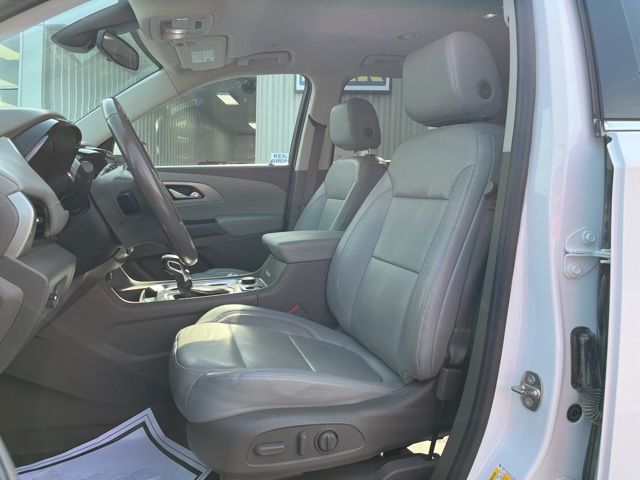 2021 Chevrolet Traverse LT Leather