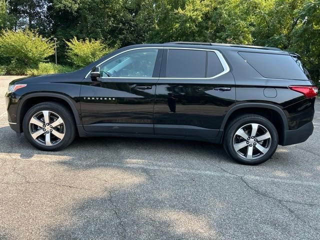 2021 Chevrolet Traverse LT Leather